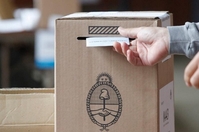 urna elecciones