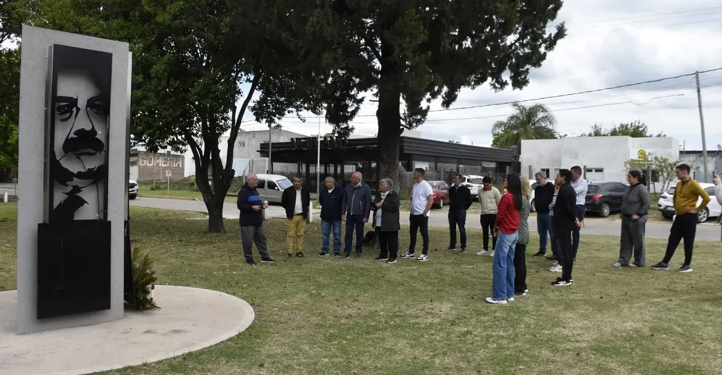 WhatsApp Image 2025-10-30 at 18.53.43