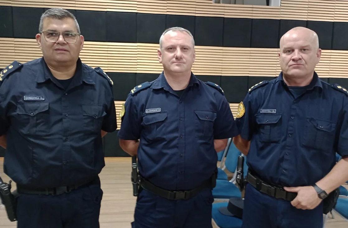 Reunion policia y vecinos3