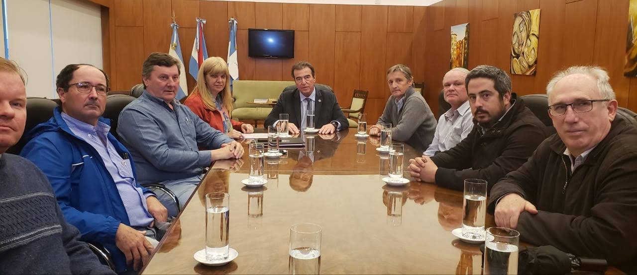 Reunion-representantes-del-campo