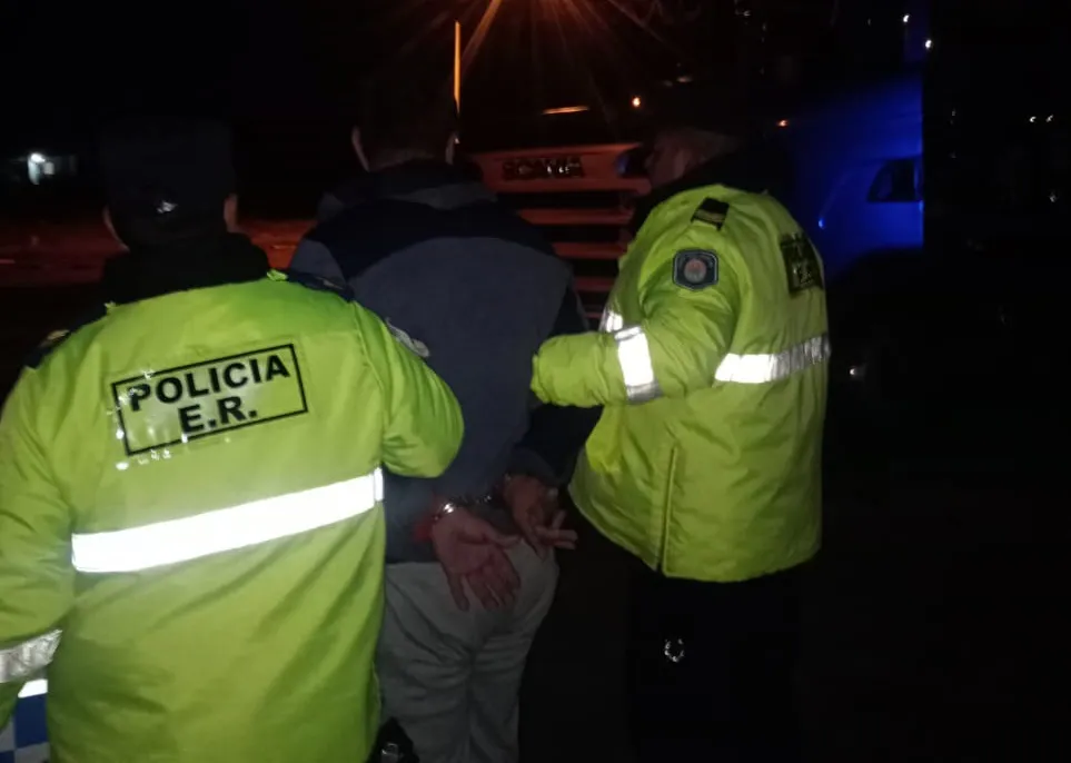 policia detencion