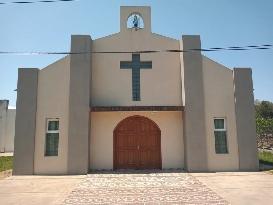 Capilla Gobernador Etchevehere