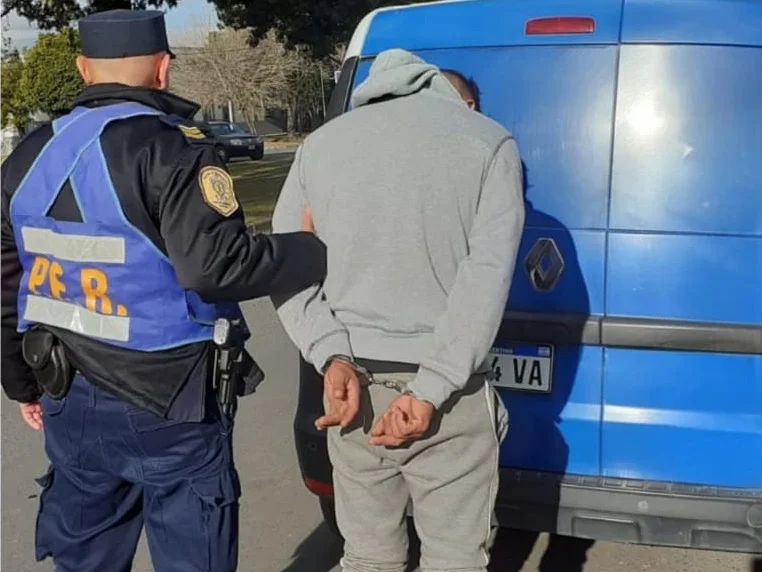 detenido2