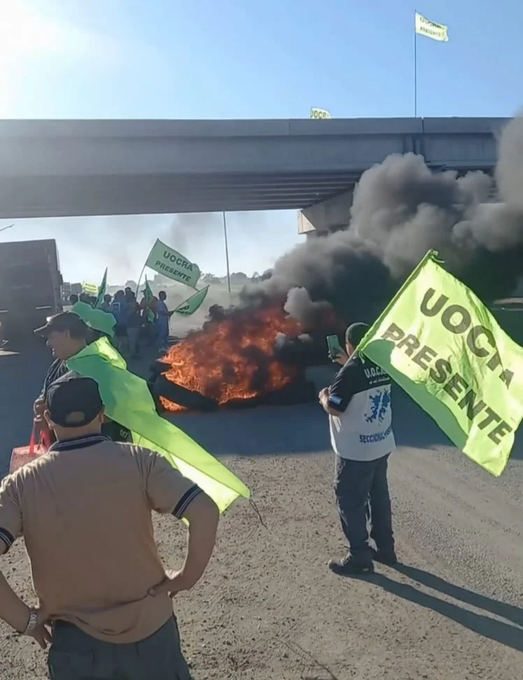 Este martes, el reclamo de UOCRA llega a la Secretaría de Trabajo