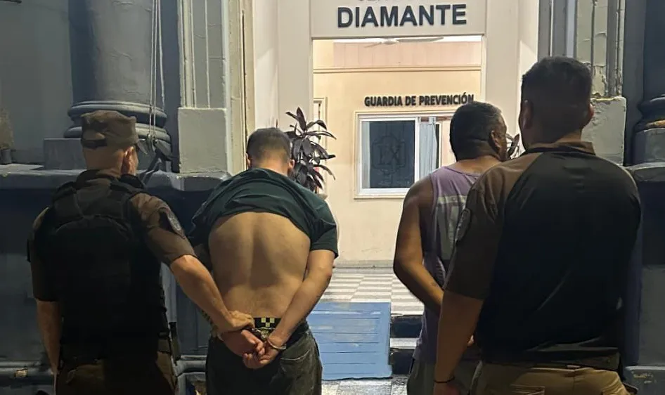 WhatsApp Image 2025-12-05 at 09.07.11