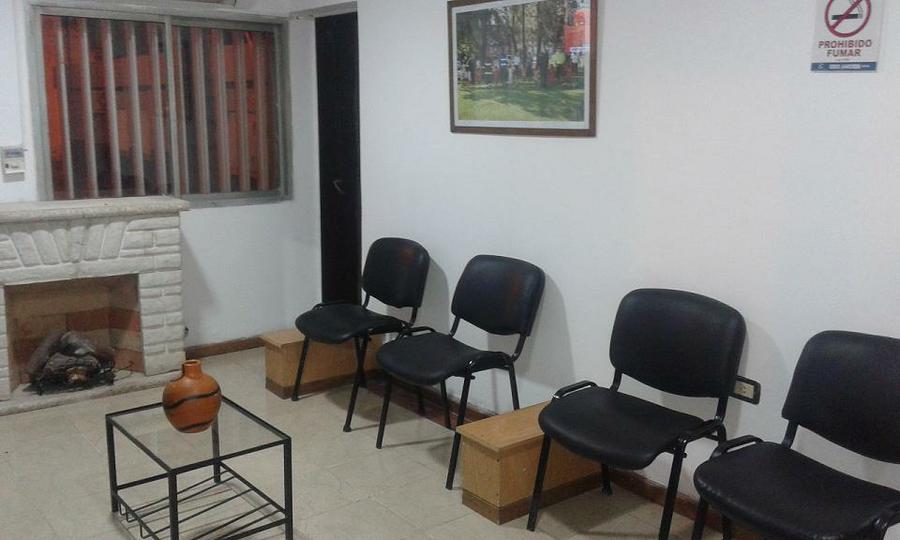 Cria. Sala de espera