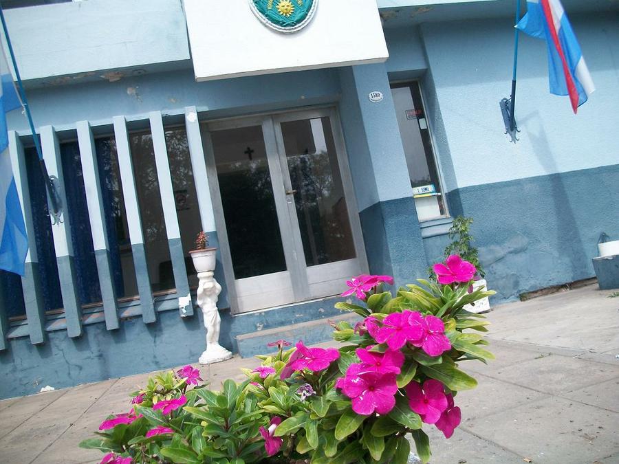 Cria. Crespo - frente