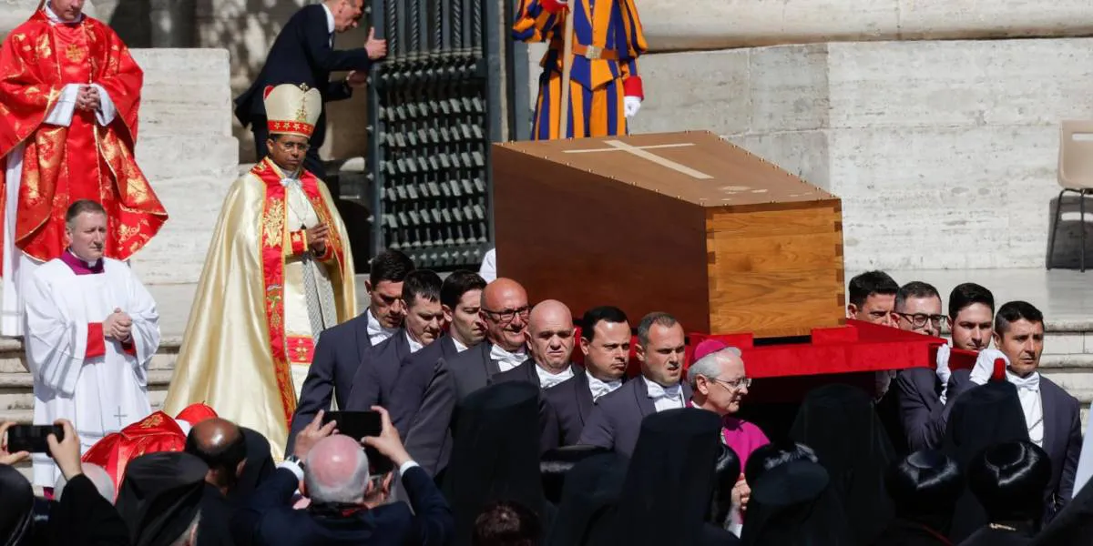 rezo-papa_2158634_20250426045508